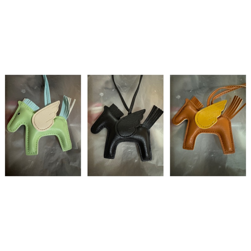 Pony bag charm all 3